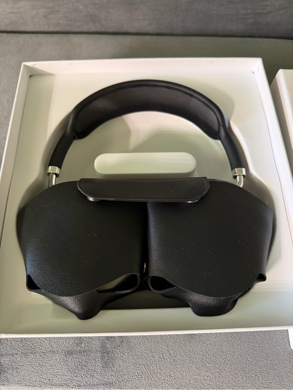 Wireless Headset in Black